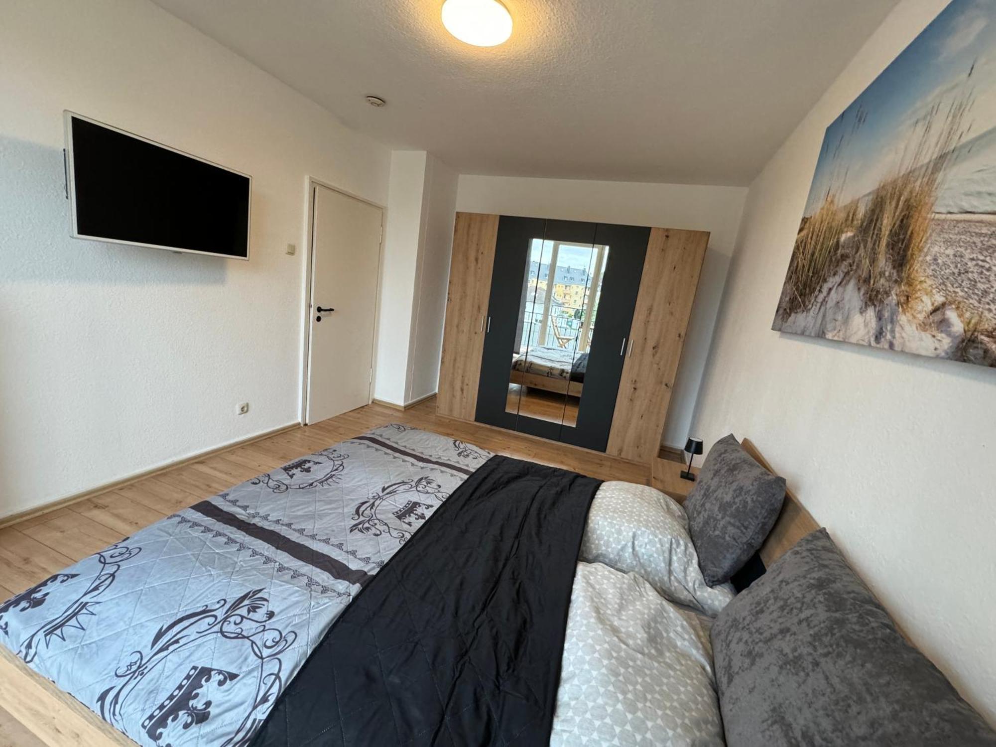 Apartamento Haus Am Bahnhof Duisburg Exterior foto
